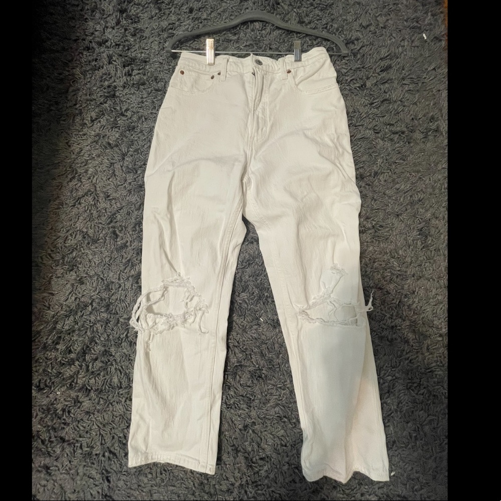 NWOT Abercrombie Ankle High Rise Straight Jean size 28